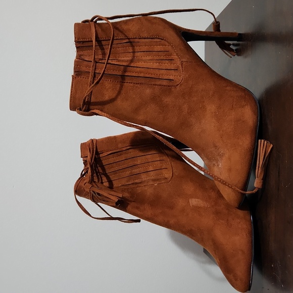 Ankle Boots - Picture 2 of 4